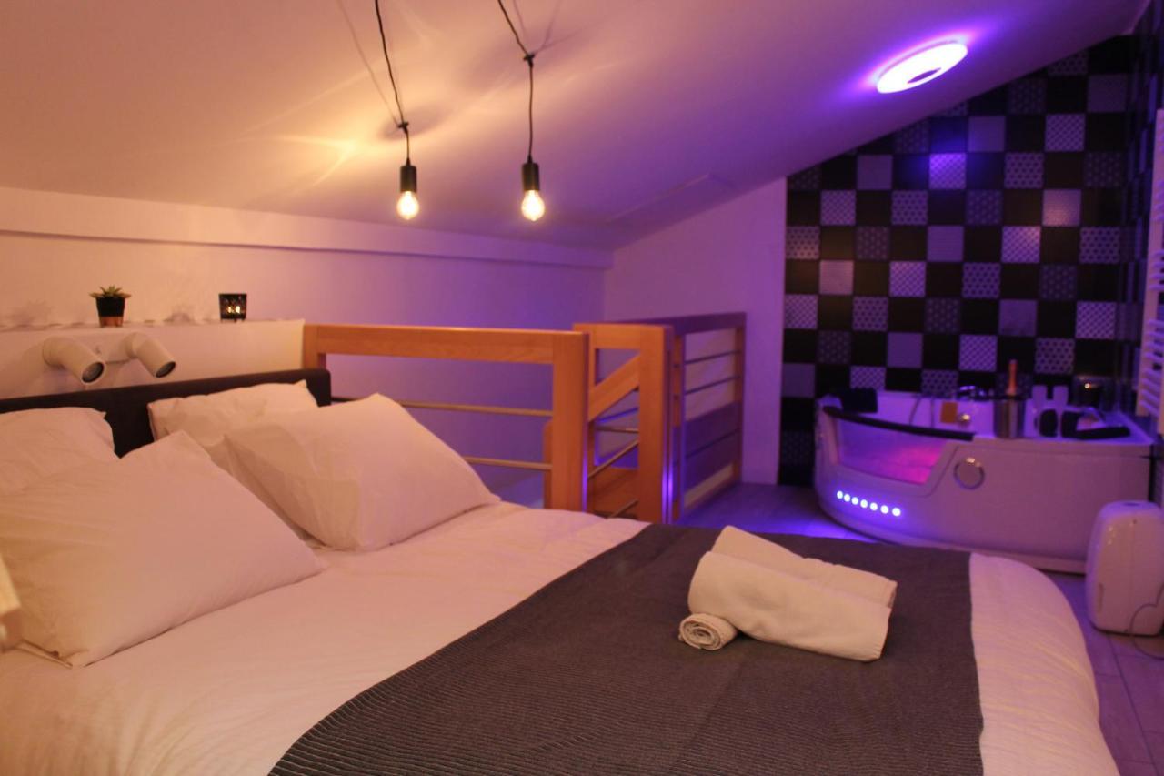 Le Logis Du Bien-Etre, Balneo & Sauna Dans Chambre แวร์ตู ภายนอก รูปภาพ