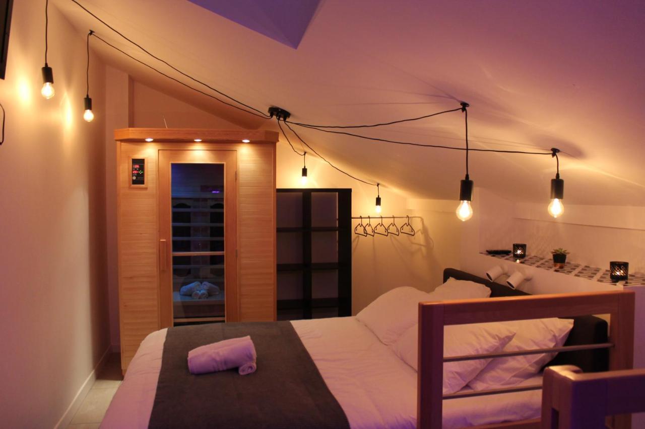 Le Logis Du Bien-Etre, Balneo & Sauna Dans Chambre แวร์ตู ภายนอก รูปภาพ
